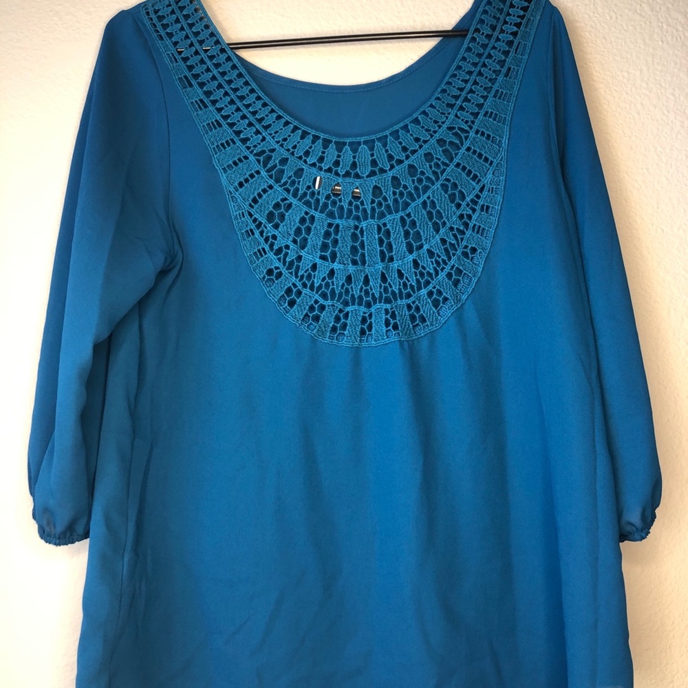 Blue Top - Picture 2 of 2